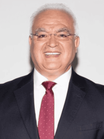 Luis Omar Tapia Headshot