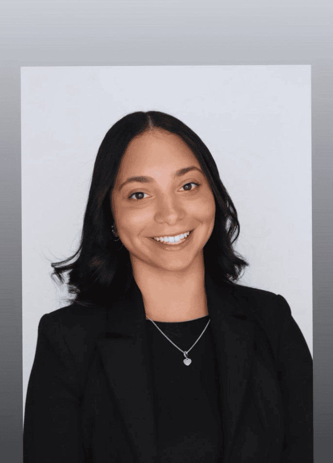 Daniela Paulino Headshot