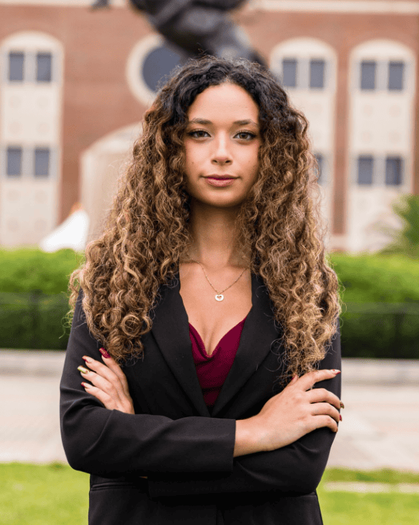 Sophia Quevedo Headshot