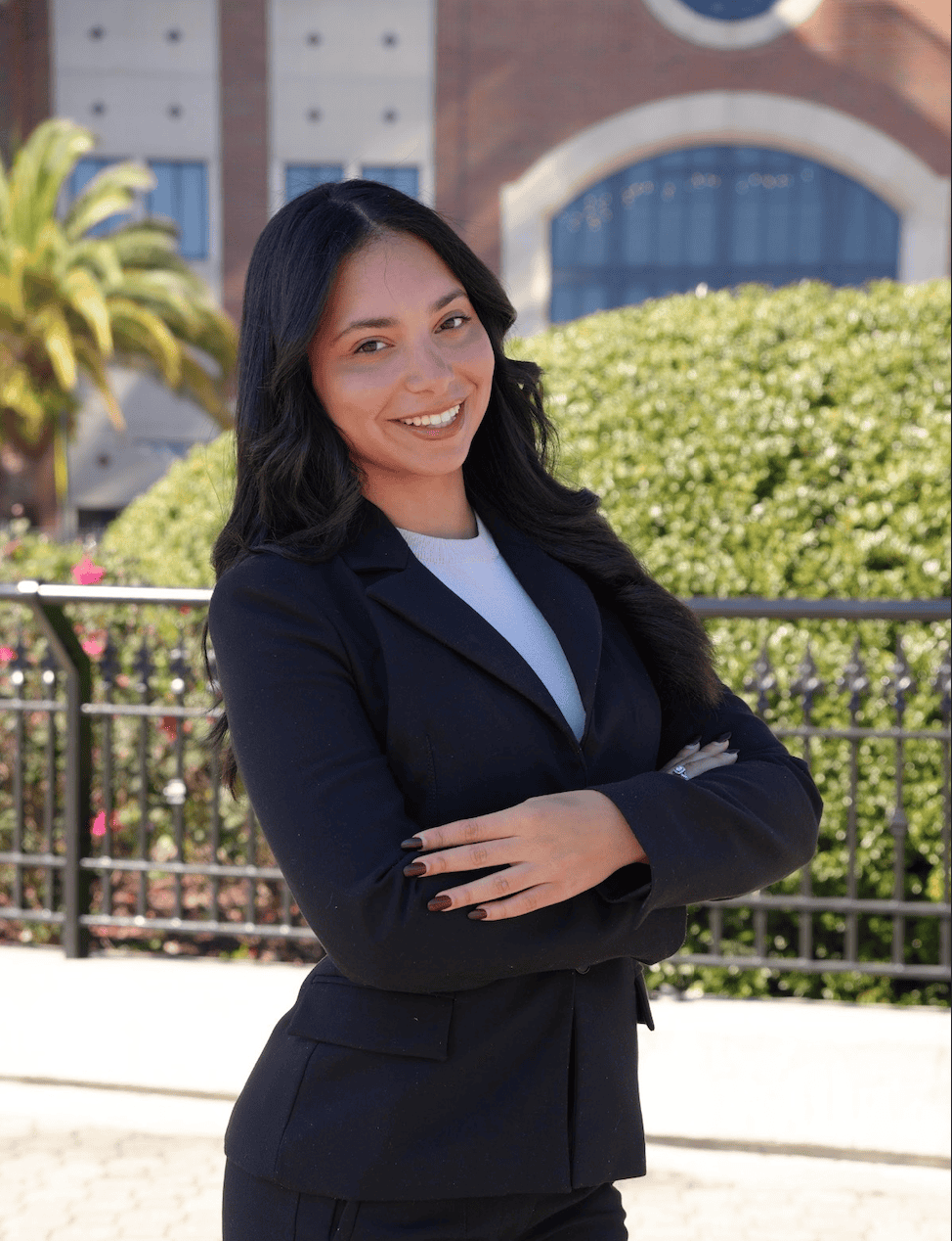 Daniela Paulino Headshot