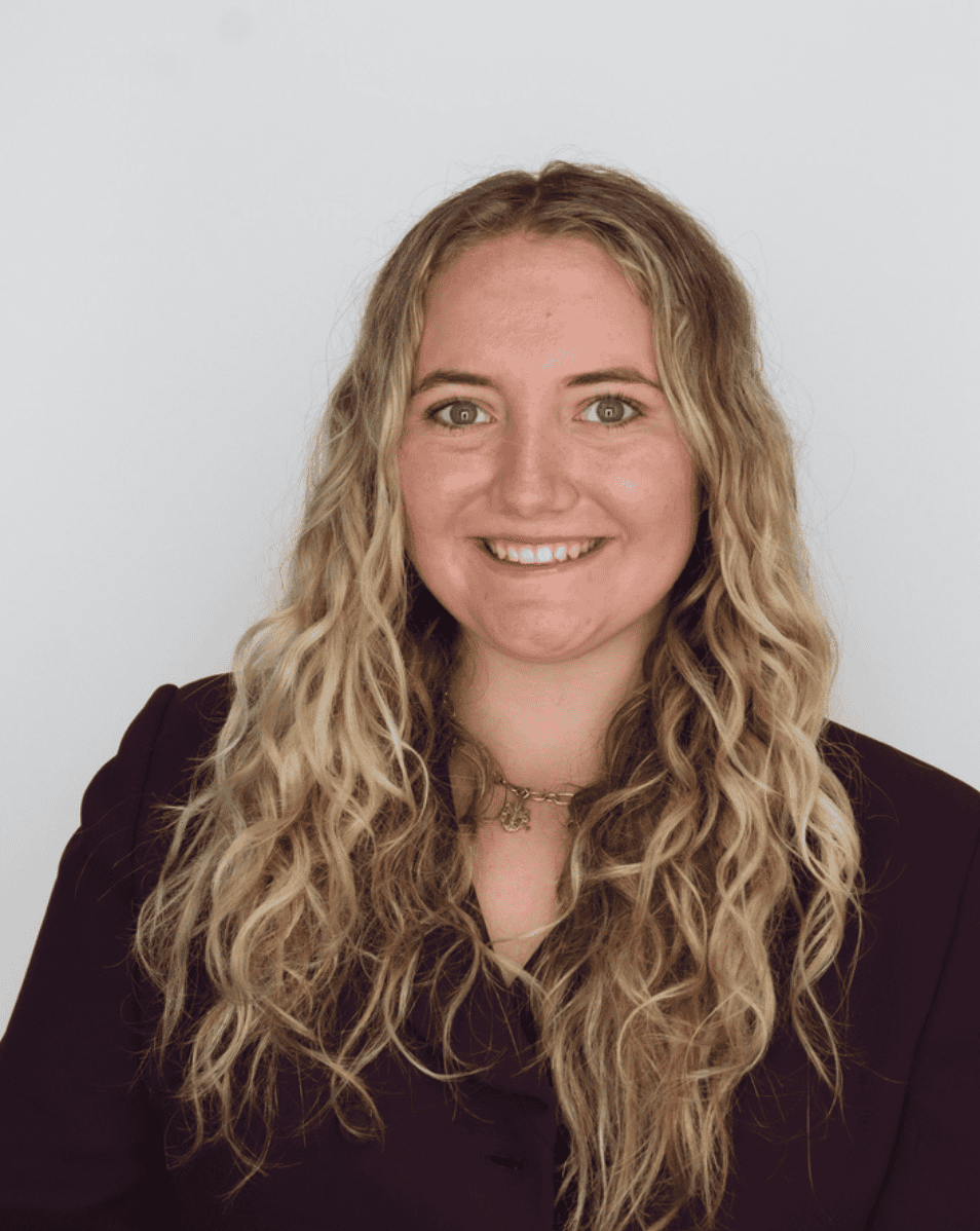 Olivia Samkavitz Headshot