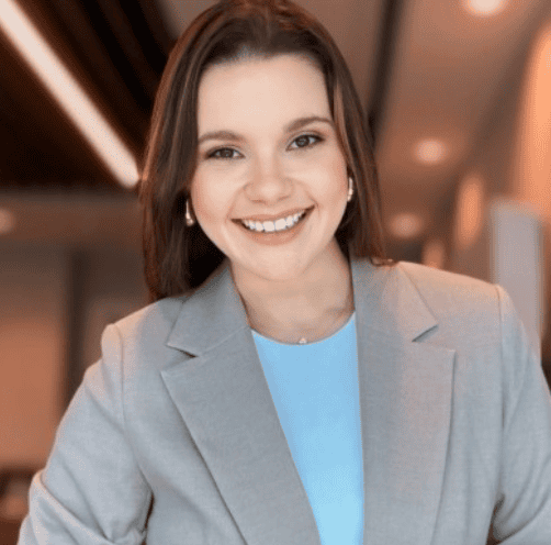 Maria Fernanda Bayona Headshot